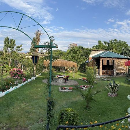 קובולטי Guest House On Kostava 23 מראה חיצוני תמונה