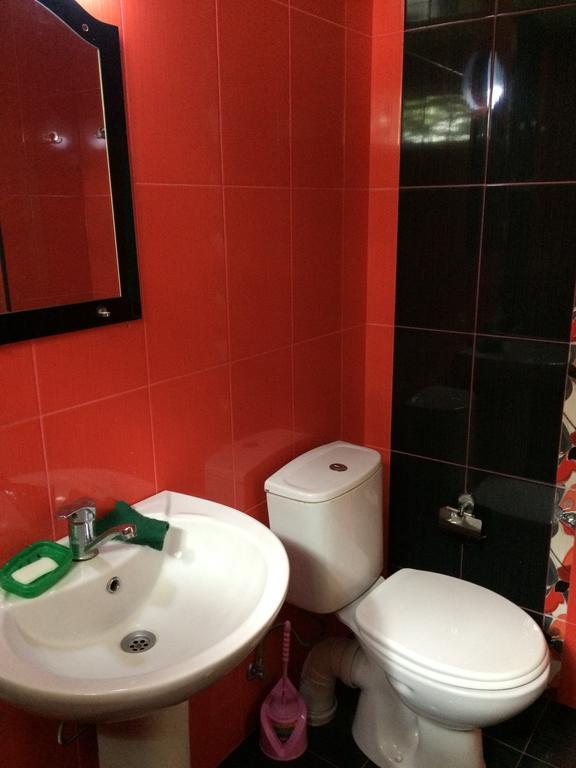 קובולטי Guest House On Kostava 23 מראה חיצוני תמונה