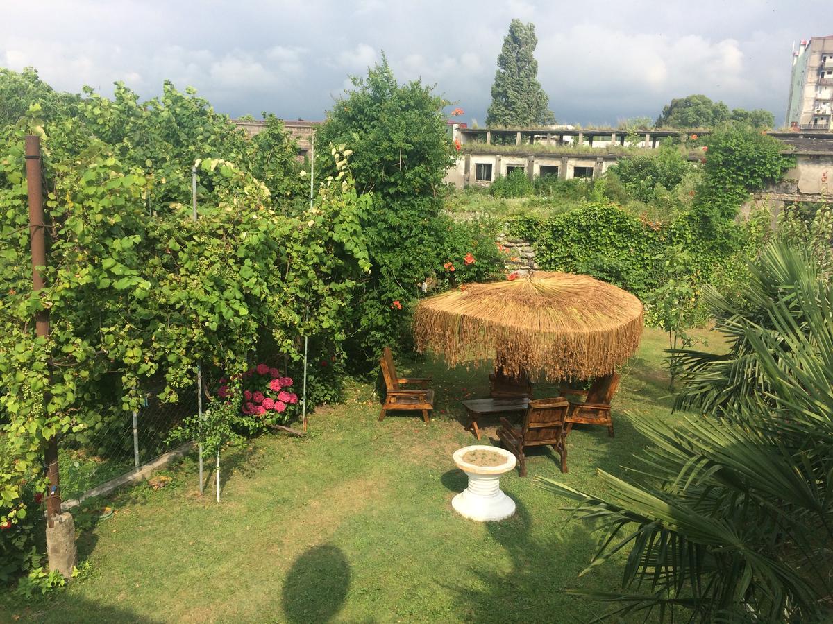 קובולטי Guest House On Kostava 23 מראה חיצוני תמונה