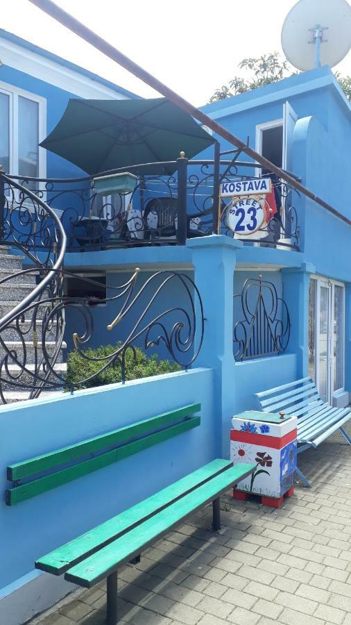 קובולטי Guest House On Kostava 23 מראה חיצוני תמונה